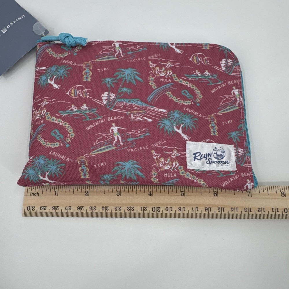 United‎ Airlines UA Reyn Spooner Travel Amenity Kit Hawaii First Class 2025 NEW - Picture 5 of 7